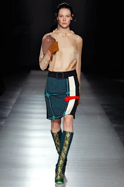 Look 9